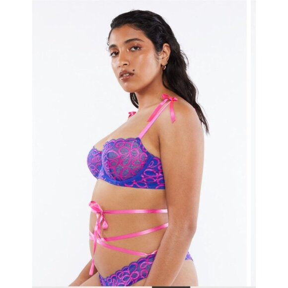 Savage X Fenty Ribbon Writing Unlined Lace Balconette Bra 44D Dreamy Blue Pink - Picture 6 of 8